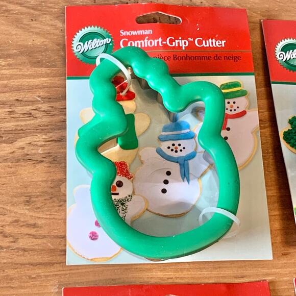 Wilton Comfort Grip Cookie Cutter Lot 4 Christmas Tree Gingerbread Man NEW0 - Picture 5 of 7